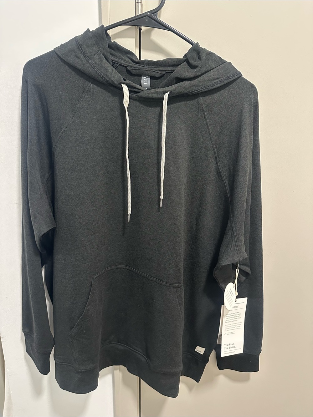 Vuori Halo Oversized Hoodie - Women’s - Medium